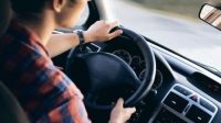Tip Aman Berkendara di Tengah Pandemi Corona
