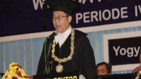 Guru Besar UGM Meninggal Dunia Usai Positif Corona, Tak Boleh Ada Pelayat