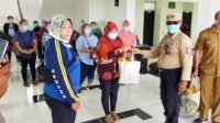 ODP Diberi Bantuan Sembako Pasca Selesai Karantina