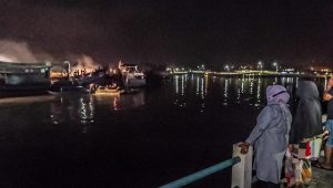 Tengah Malam, Walikota Cepat Tinjau Kebakaran di Kampung Bugis