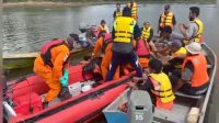 Tim SAR Gabungan Temukan Jenazah Seorang Pria di Waduk Duriangkang