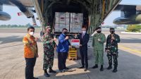 Indonesia Terima Bantuan Ventilator dan Tabung Oksigen dari Singapura
