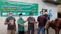 CV. BIM Bagikan 300 Paket Sembako dan Sapi Qurban Kepada Warga Jalan laut  Sungailiat