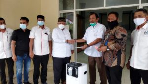 AITI Babel Melalui Program CSR Serahkan Konsentrat Bantu Tangulangi Covid Kepada Pemkab Bangka Barat
