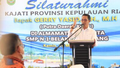 Amsakar Motivasi Siswa SMPN 1 Belakangpadaang Terus Belajar Ikuti Jejak Kajati Kepri