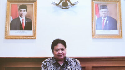 Coordinating Minister: 5 Provinces Record Vaccination Rate Below 50% for Second Dose