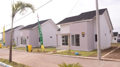 Gov’t Hands Over 53 Houses to Family of KRI Nanggala-402 Crew