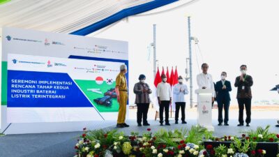 President Jokowi Launches Integrated Electric Battery Industry in Central Java