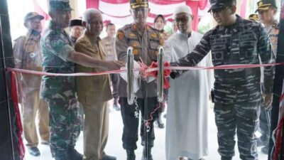 Pengukuhan Polsubsektor Tanjung Balai dan Polsubsektor Rawang Panca Arga