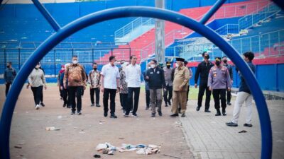 Tinjau Stadion Kanjuruhan, Presiden: Perbaiki Tata Kelola Persepakbolaan Indonesia
