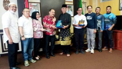 Bupati Natuna Sambut Kedatangan Yayasan Griya Husada Universitas Batam
