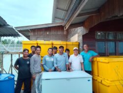 Serap Aspirasi Masyarakat, Hadi Candra Bantu 40 Buah Colbox dan 2 Frezer Untuk Nelayan Natuna