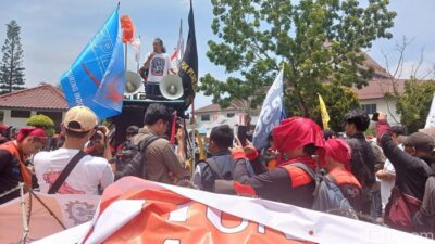 Ratusan Buruh di Batam Gelar Aksi Protes Menolak Implementasi Tapera
