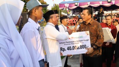 Kunker di Lima Kecamatan di Kabupaten Karimun, Gubernur Ansar Serahkan Total Bantuan Rp55,36 M