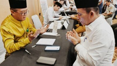 Pemimpin Daerah Diminta Gubernur Ansar Jadi Panutan dalam Berzakat