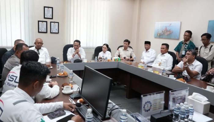 Terkait Kejadian Kebakaran Kapal MT Federal II, Kepala BP Batam Sidak PT ASL Tanjunguncang