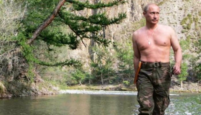 Tiga Perempuan Dekat Putin, Termasuk Pesenam Cantik
