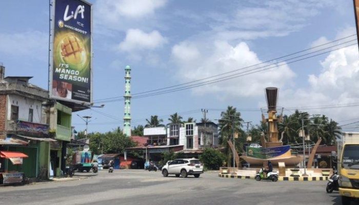 Prakiraan Cuaca Bengkulu Selatan, 12 November 2025: Hujan Petir di Air Nipis-Ulu Manna