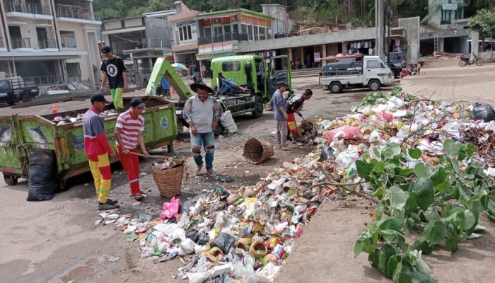 Bupati Pangandaran Kunjungi TPAS Purbahayu, Soroti Tumpukan Sampah dan Dorong Penguatan TPS3R