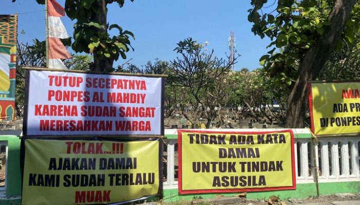 Santri Dipaksa Merokok, Alumni Memeras, Ponpes Bertindak