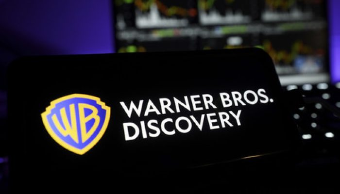 Geger Hollywood: Netflix Incar Warner Bros?