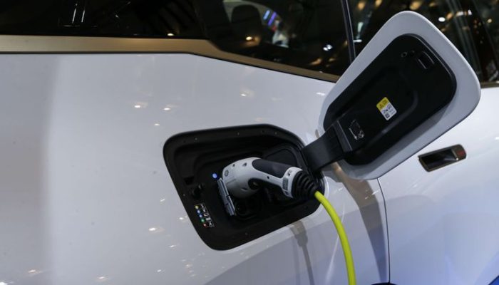 Cepat Mengisi dan Pengaruhnya pada Kesehatan Baterai Mobil Listrik
