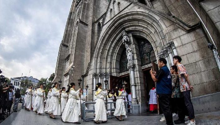 Polisi Periksa Katedral Jakarta Jelang Natal