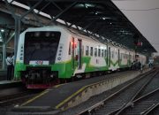 Lonjakan Penumpang KRL: Jutaan Pengguna Musiman Ramaikan Nataru