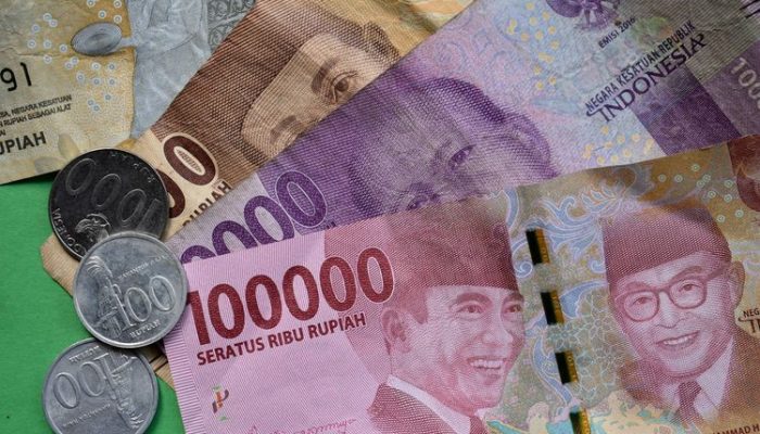 Rupiah Menguat Tipis ke Rp 16.750/Dolar