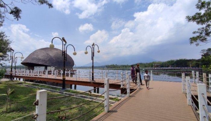Papandayan: Tahun Baru di Pelukan Garut yang Indah