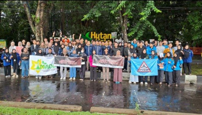 Solidaritas Gorontalo: Mahasiswa Bersatu Galang Dana untuk Korban Banjir Sumatera