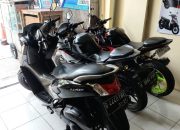 Perang Tahta Maxi: NMAX vs PCX Mengguncang Pasar Indonesia