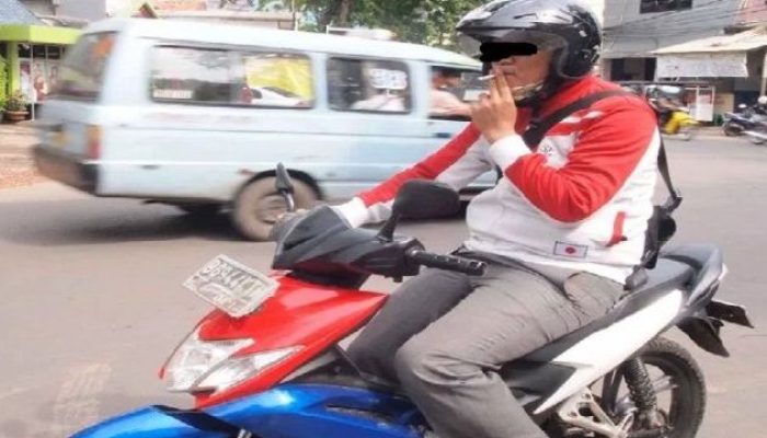 Cabut SIM Perokok: Usulan Pak Syah Wardi ke MK