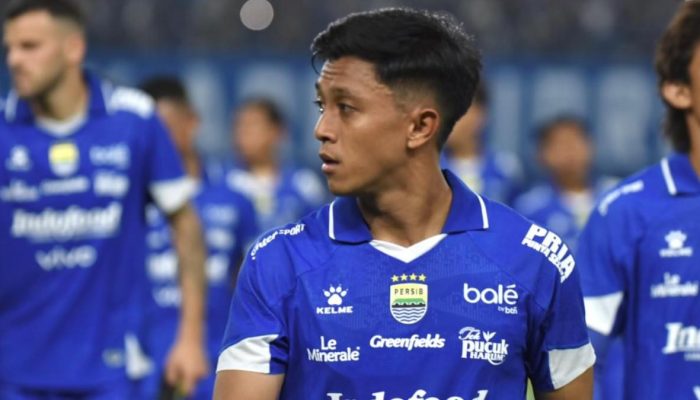 Tikungan Kelok 9 Semen Padang: Persis Solo Tertinggal, Persib & Borneo FC Curi Perhatian