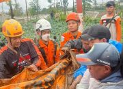 17 Tewas Longsor Cisarua Bandung Barat