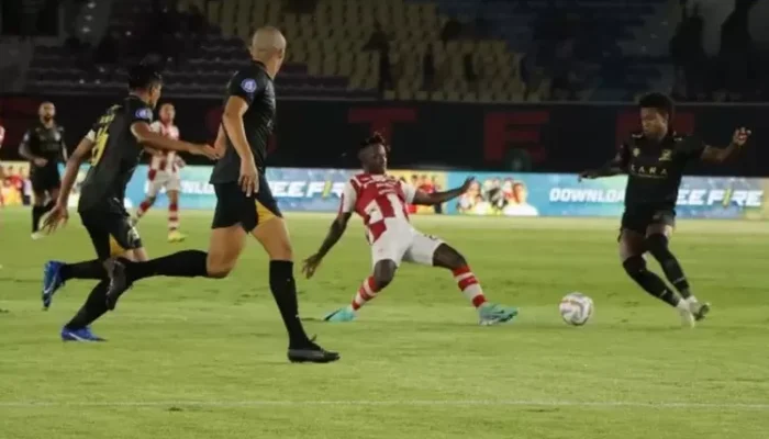Pasoepati Riau: 300 KM Demi Kemenangan Persis Solo 3-2 di Padang