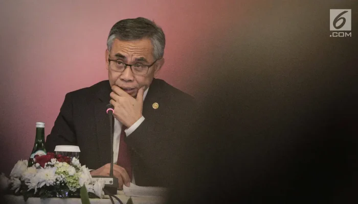 Anjloknya IHSG: Mundurnya Dirut BEI & Ketua OJK, Analis Ungkap Jurus Pemulihan Pasar