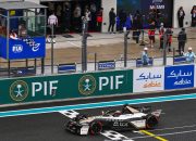 Evans Raih Kemenangan Jaguar Pertama di Miami E-Prix