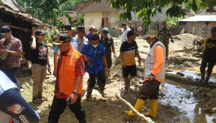 Leptospirosis: Ancaman Maut Banjir Pati, 4 Tewas