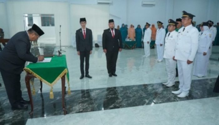 Perkuat Struktur Organisasi, Bupati Lantik Pejabat Administrator dan Pengawas di Lingkungan Pemkab Asahan