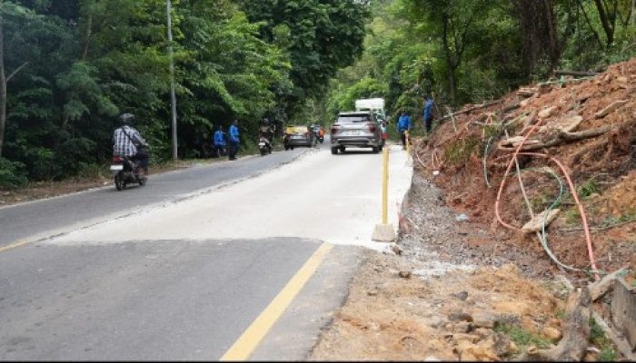 Perbaikan Jalan Vista, Jl. Gajah Mada Akses Dialihkan