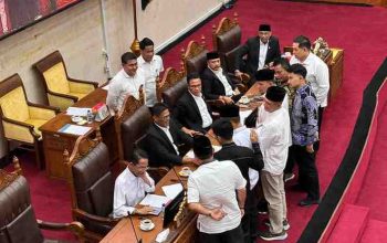 DPRD Kota Batam Gelar Rapat Paripurna, Seluruh Fraksi Setujui Pembahasan Perubahan Ranperda Persampahan