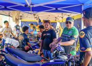 Wabup Karimun Rocky Marciano Baowle mengecek kendaraan yang ikut Kejuaraan Dragbike