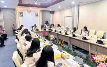 Terima Audiensi Mahasiswa Kedokteran Uniba, Wakil Ketua III DPRD Kota Batam Dukung Kegiatan Fogging Cegah Penyebaran DBD