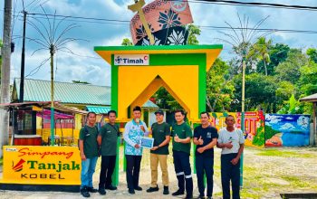 PT Timah Dukung Pembangunan Gerbang Tanjak, Perkuat Identitas Budaya Melayu di Desa Sawang Laut
