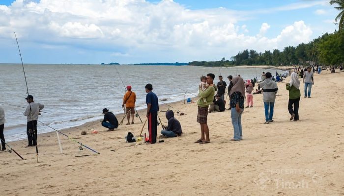 PT Timah Dukung Lomba Memancing di Pantai Batu Besar Karimun