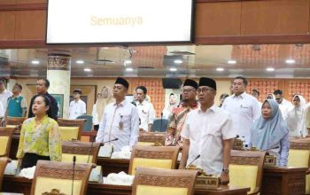 Dari Rapat Paripurna DPRD Kota Batam: Fraksi-fraksi Partai Politik Sepakat Lanjutkan Pembahasan Tiga Ranperda Usulan Wali Kota