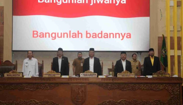 Rapat Paripurna DPRD Kota Batam: Wali Kota Sampaikan Nota Keuangan RAPBD Perubahan Rp 4,55 T