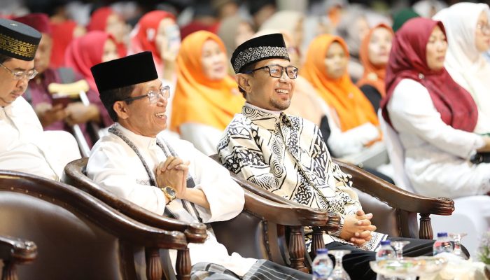 Peringatan Maulid Nabi Bersama Ustaz Wijayanto, Amsakar Ajak Jemaah Meneladani Rasulullah SAW